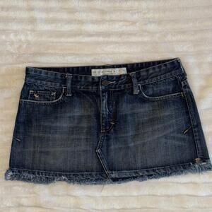Abercrombie & Fitch Denim Micro Mini Skirt Sz 8 Medium Dark Wash Frayed Raw Hem